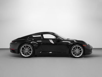 2022 Porsche 911 Carrera
