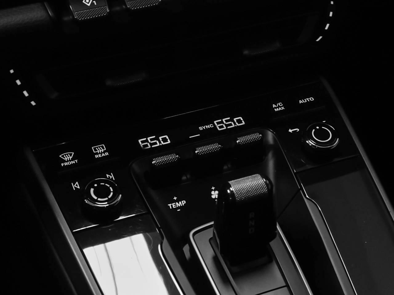 2022 Porsche 911 Carrera