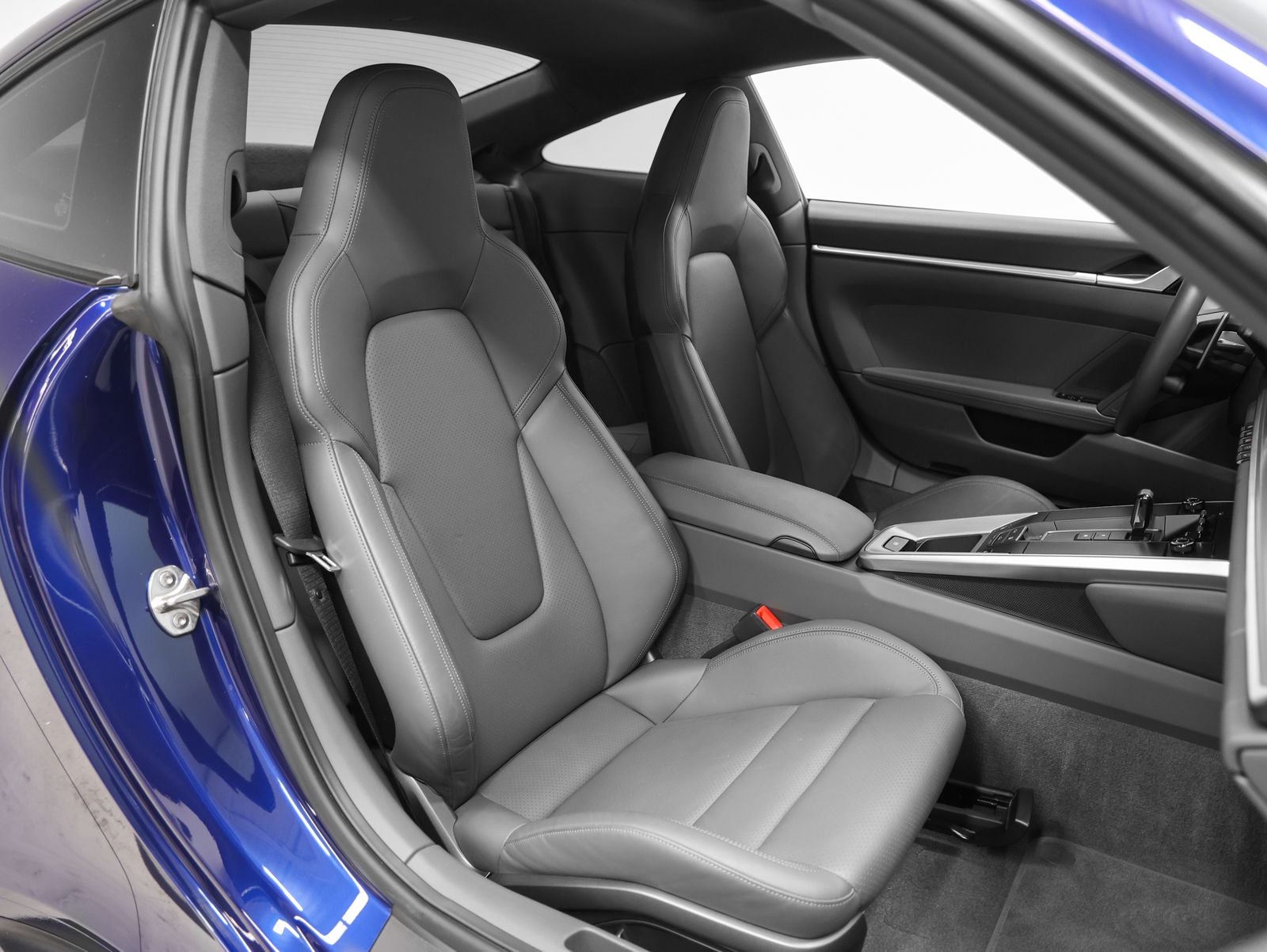 2021 Porsche 911 Carrera