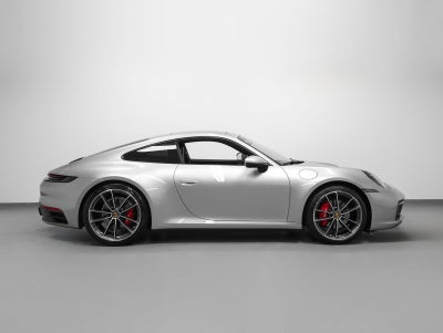 2020 Porsche 911 Carrera