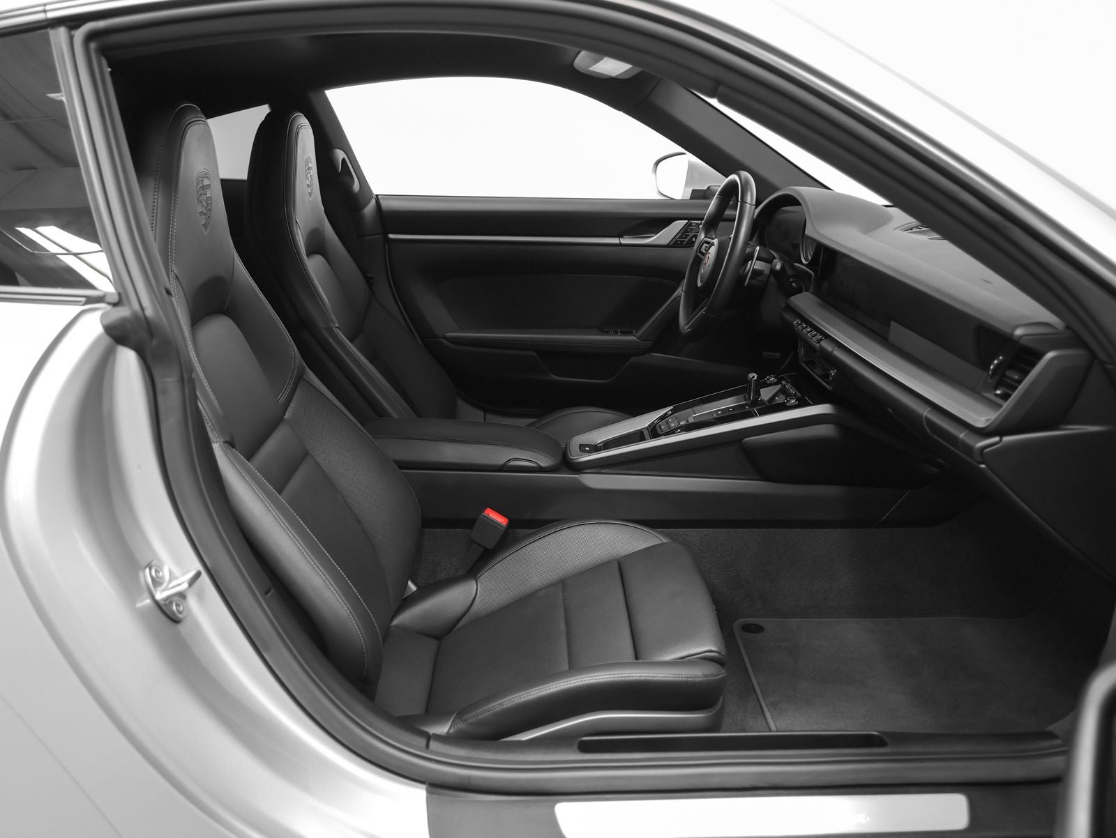 2020 Porsche 911 Carrera