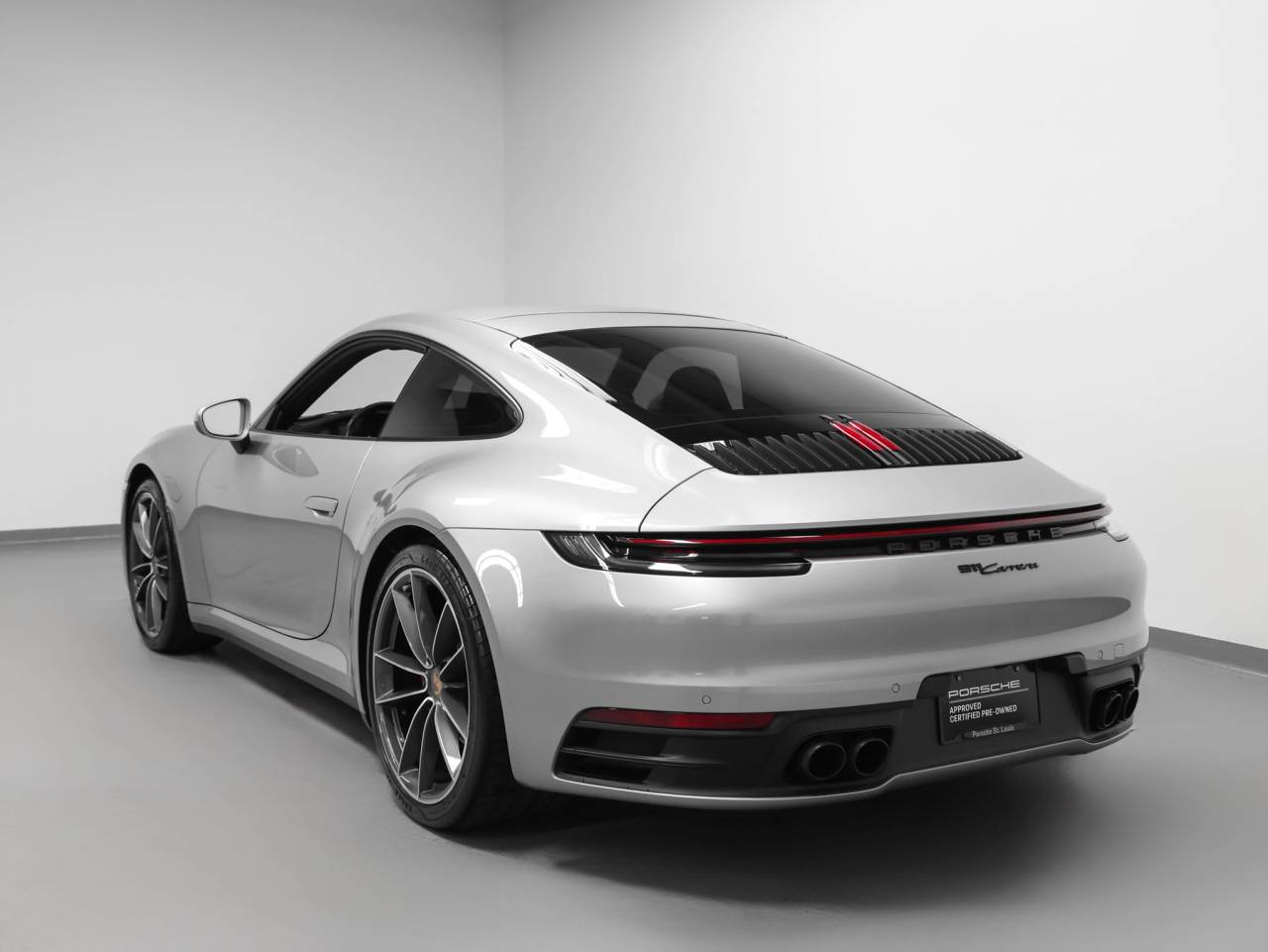 2020 Porsche 911 Carrera