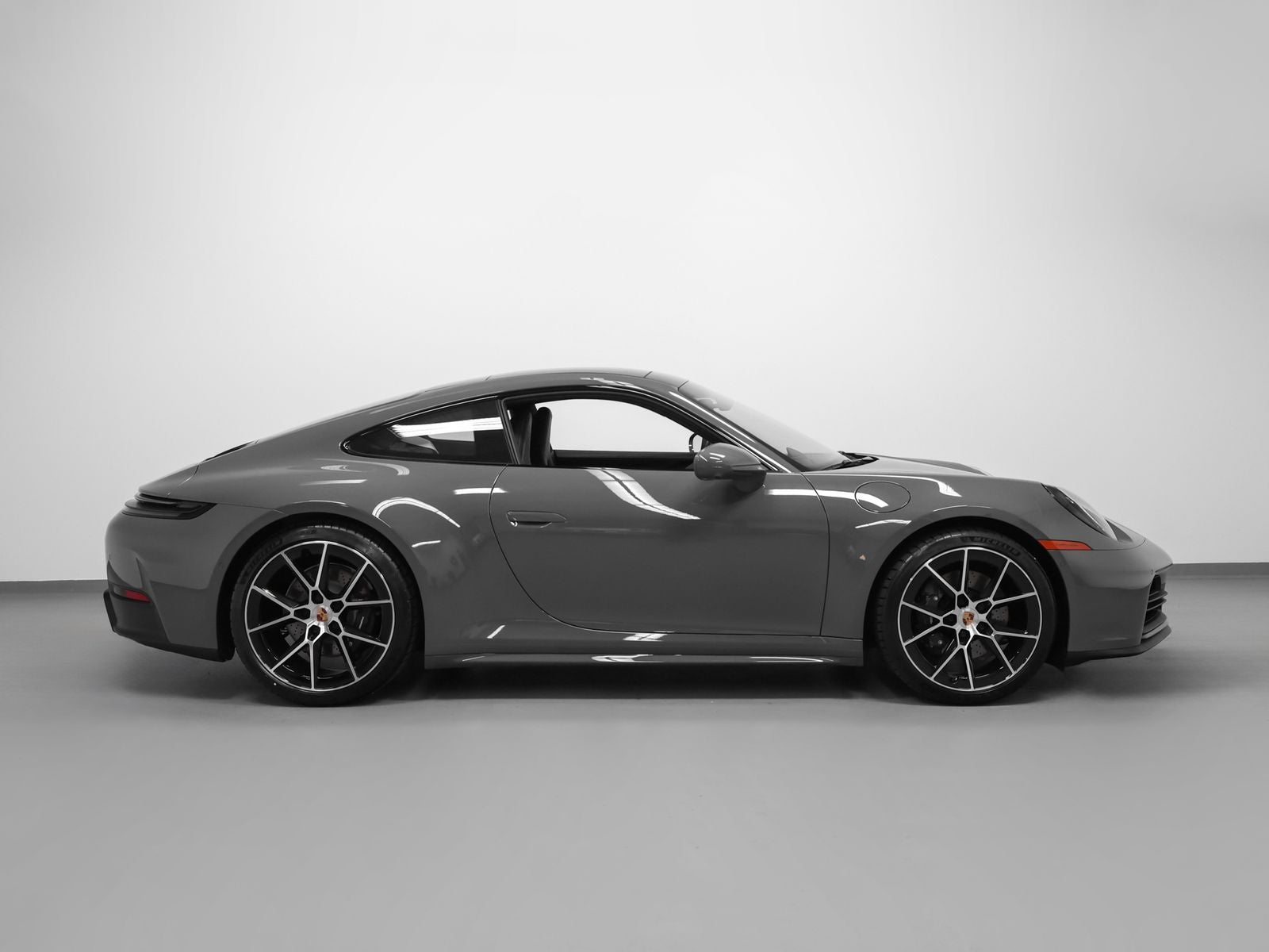 2026 Porsche 911 Carrera