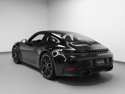 2026 Porsche 911 Carrera