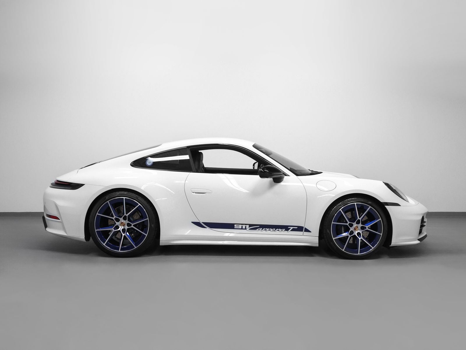 2025 Porsche 911 Carrera T