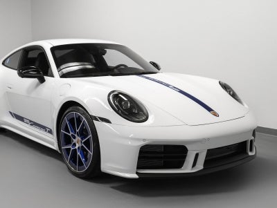 2025 Porsche 911 Carrera T