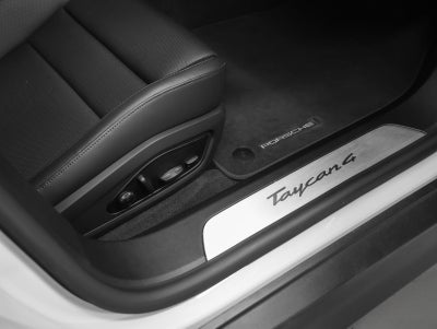 2025 Porsche Taycan Taycan 4