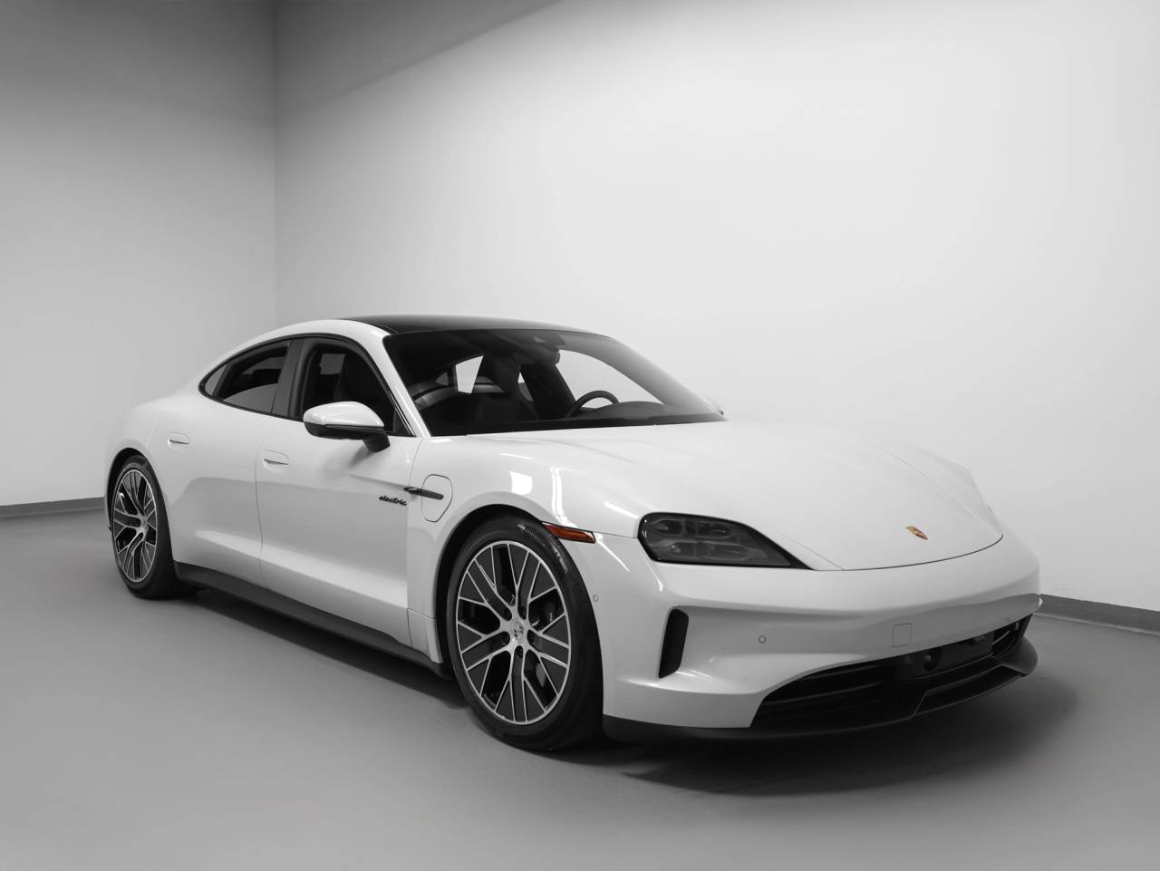 2025 Porsche Taycan Taycan 4