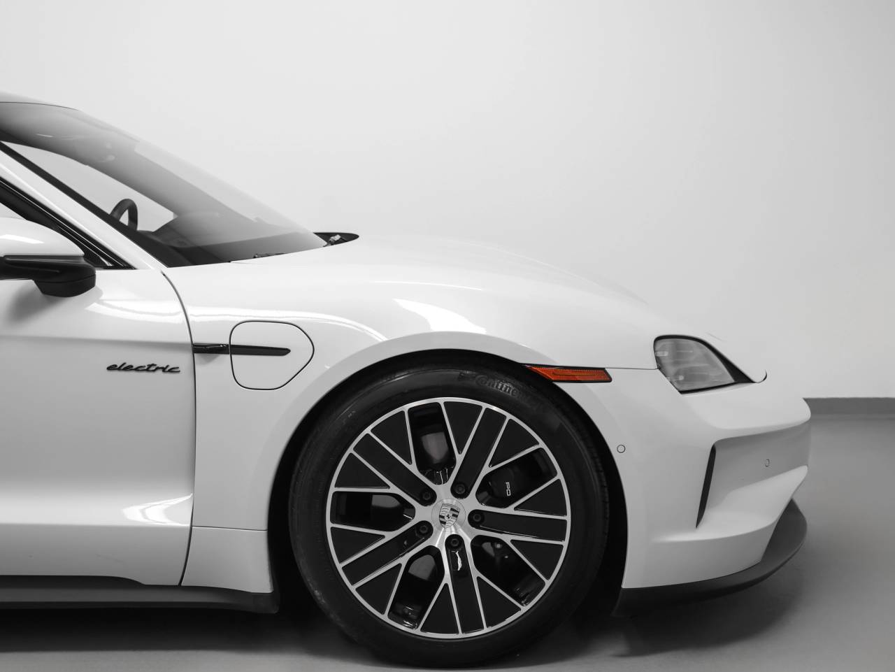2025 Porsche Taycan Taycan 4