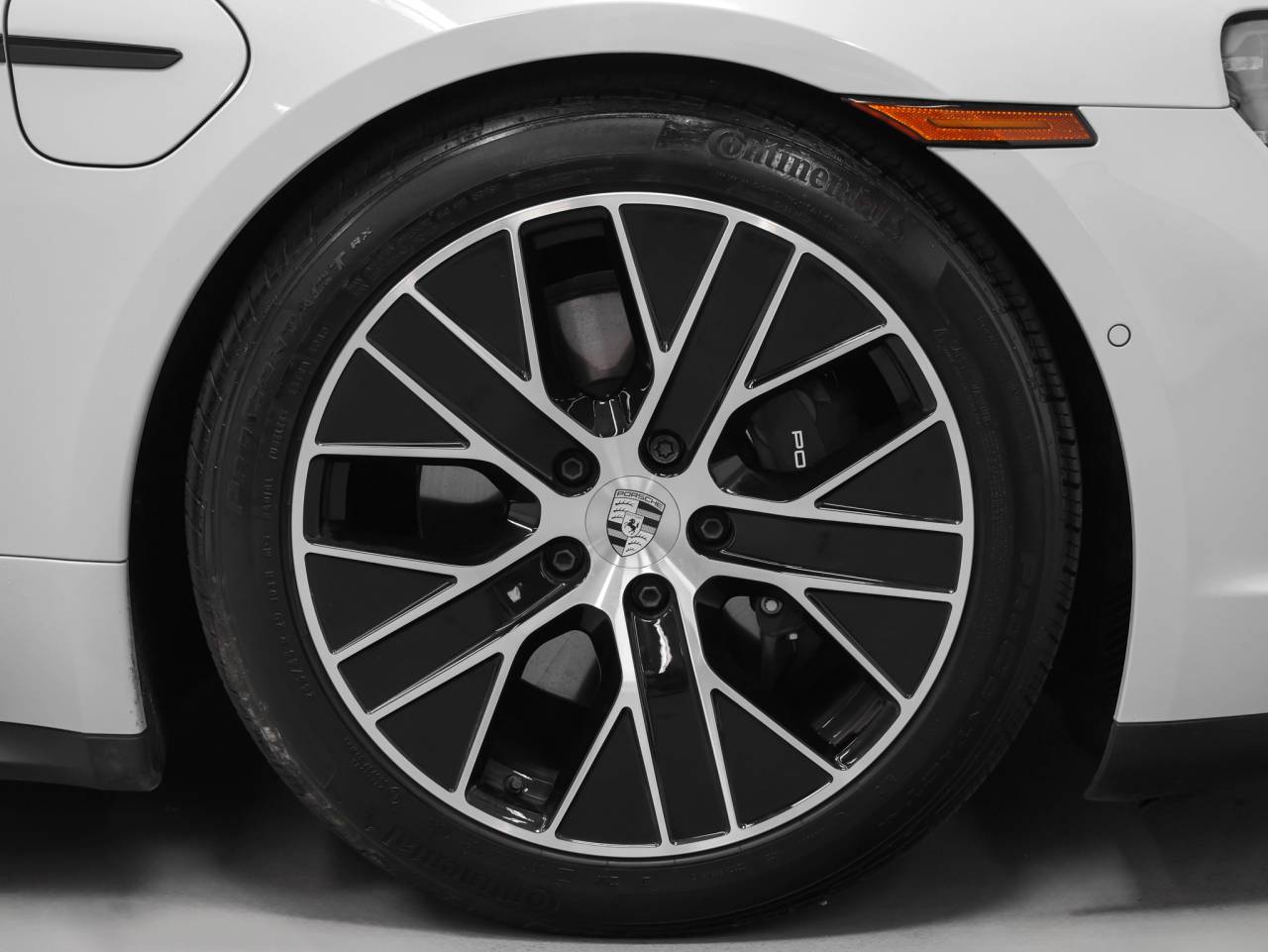 2025 Porsche Taycan Taycan 4