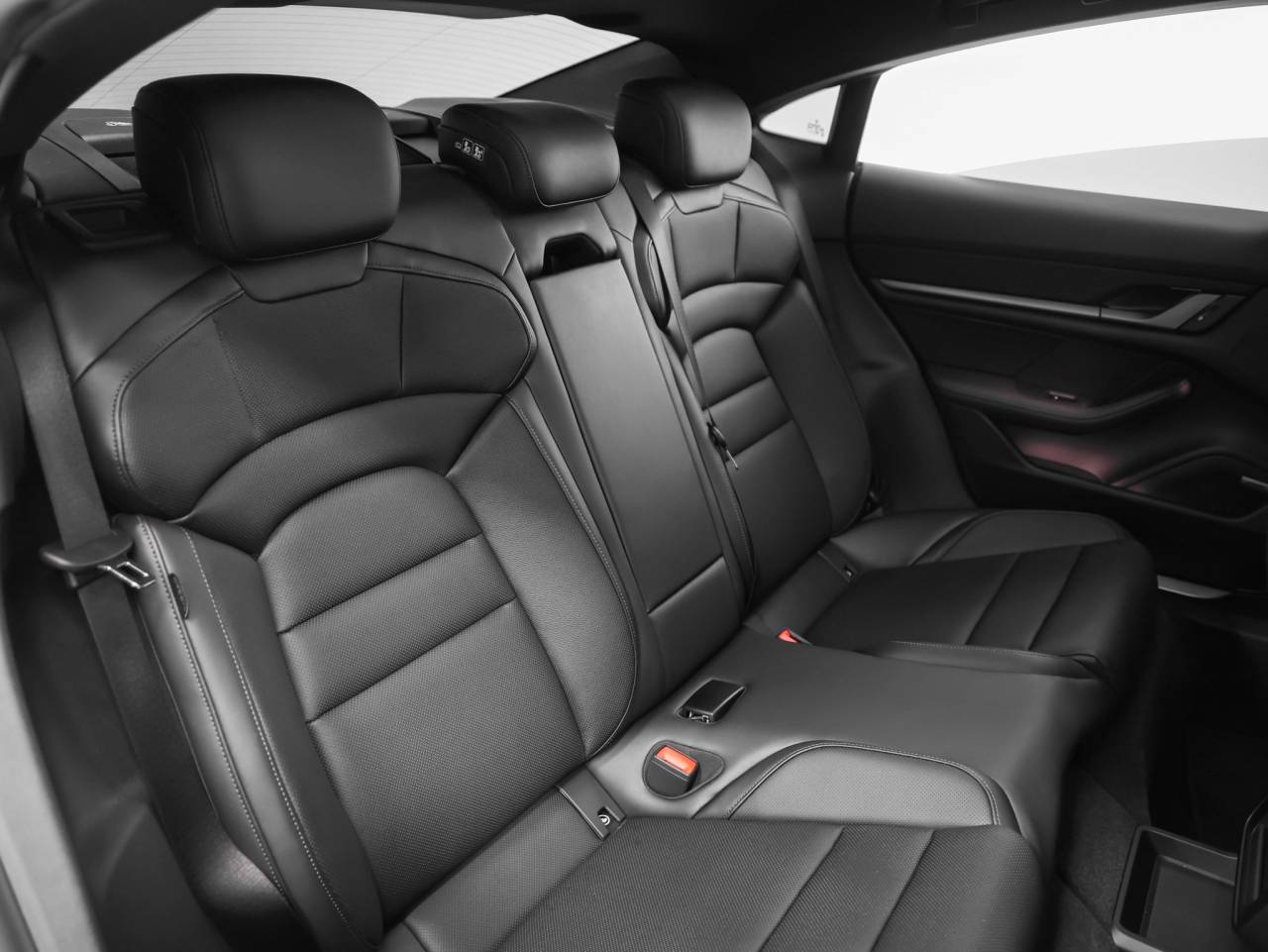 2025 Porsche Taycan Taycan 4