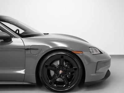 2025 Porsche Taycan Taycan 4