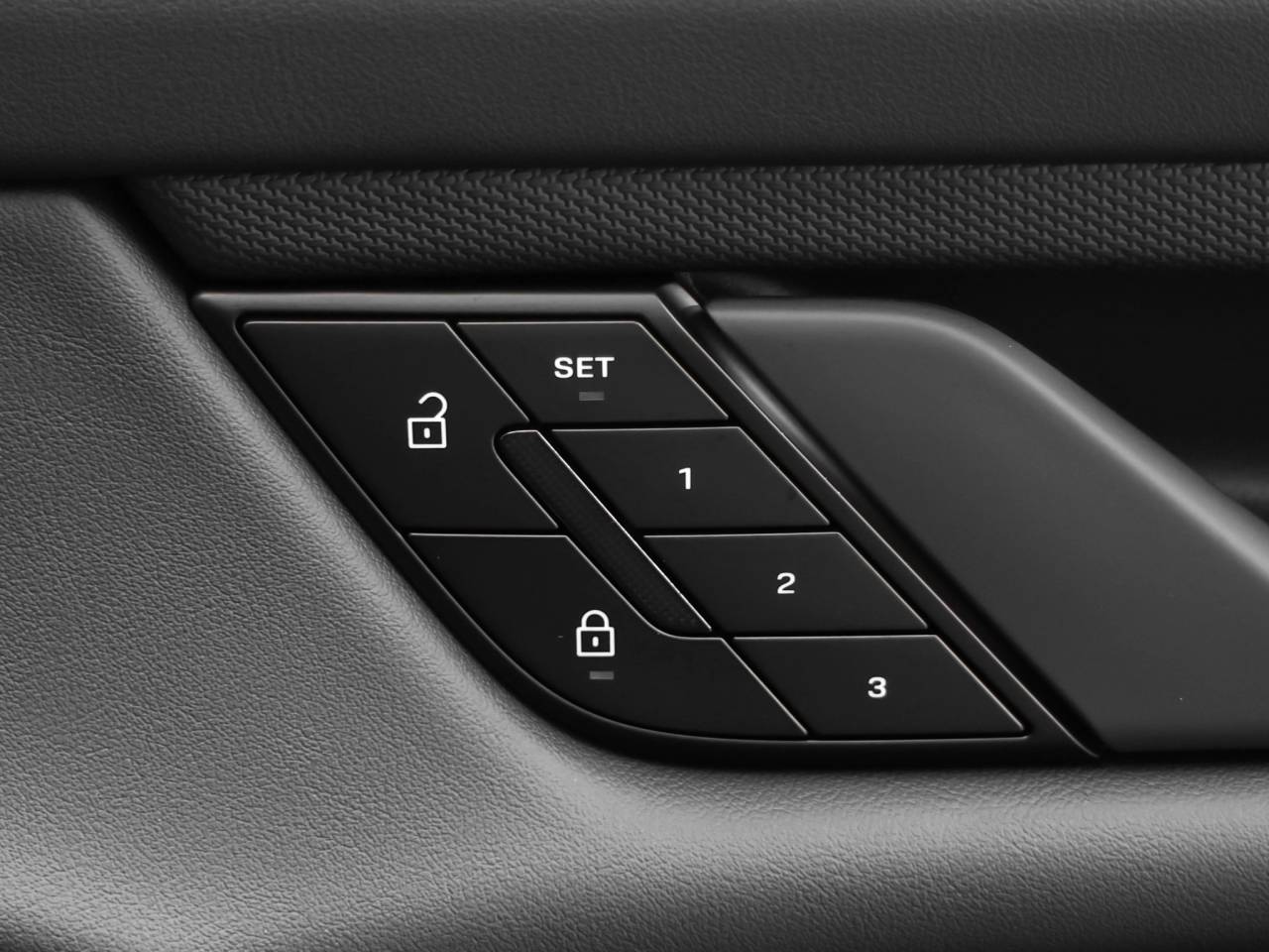 2025 Porsche Taycan Taycan 4