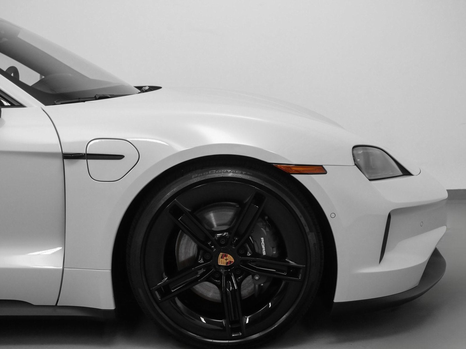 2025 Porsche Taycan Taycan