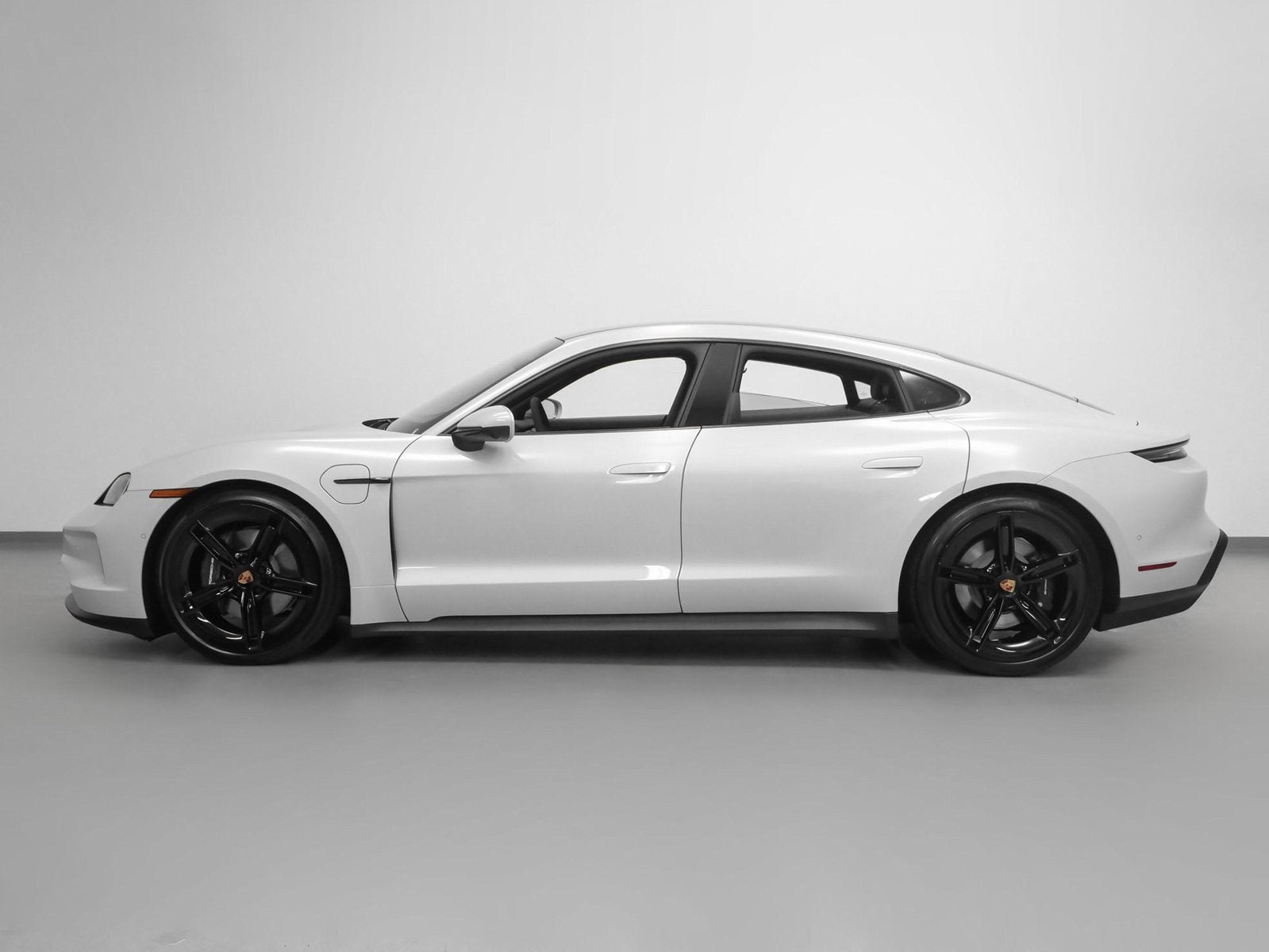 2025 Porsche Taycan Taycan