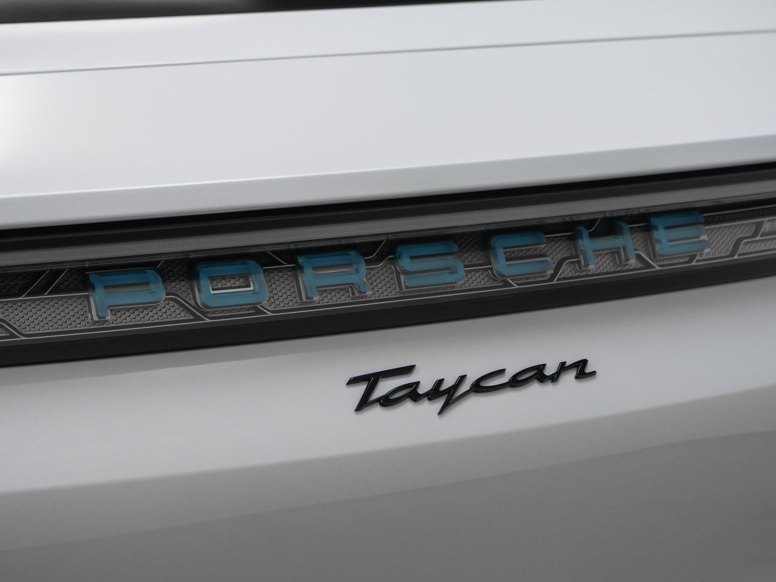 2025 Porsche Taycan Taycan