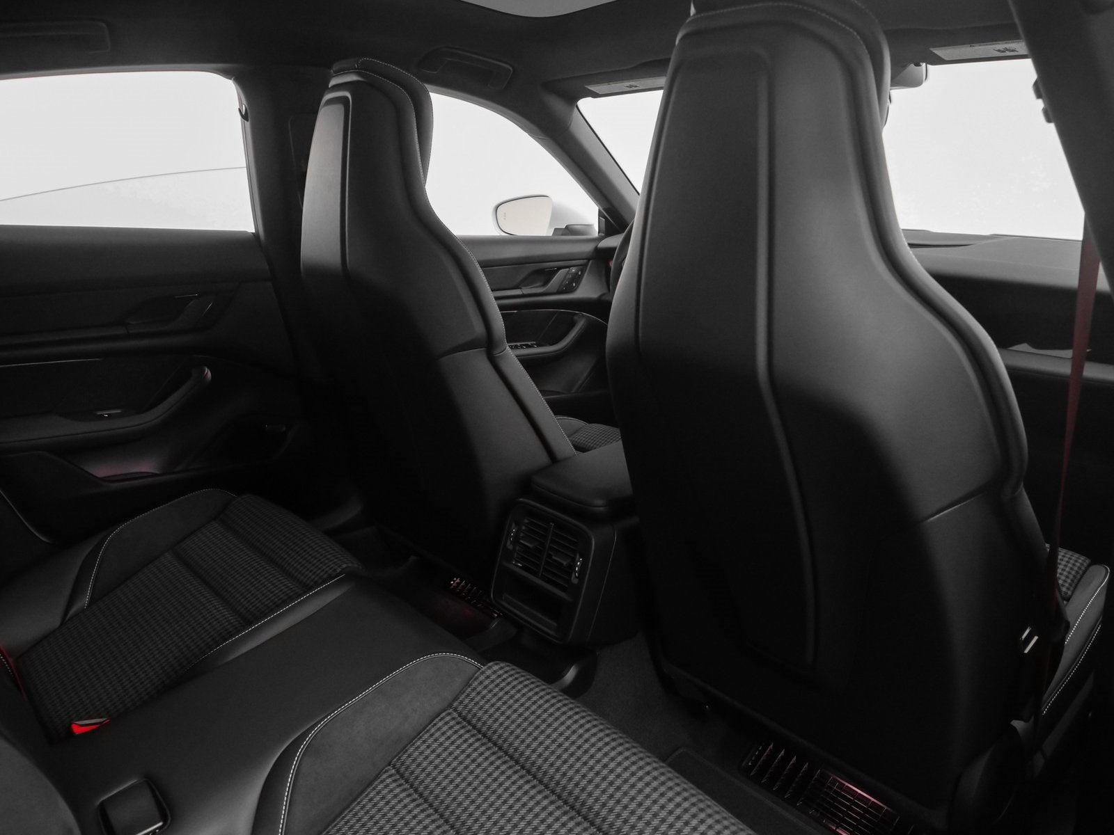 2025 Porsche Taycan Taycan