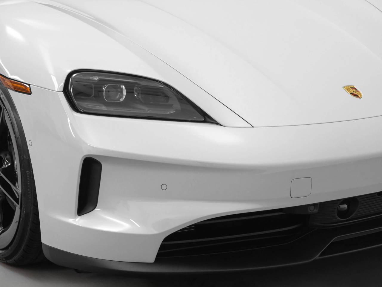 2025 Porsche Taycan Taycan