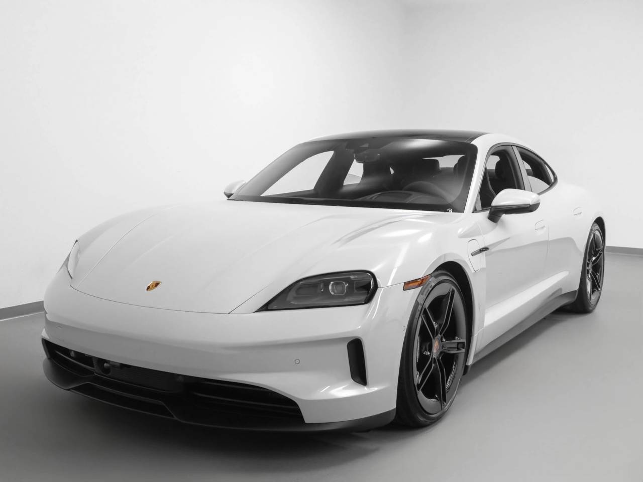 2025 Porsche Taycan Taycan