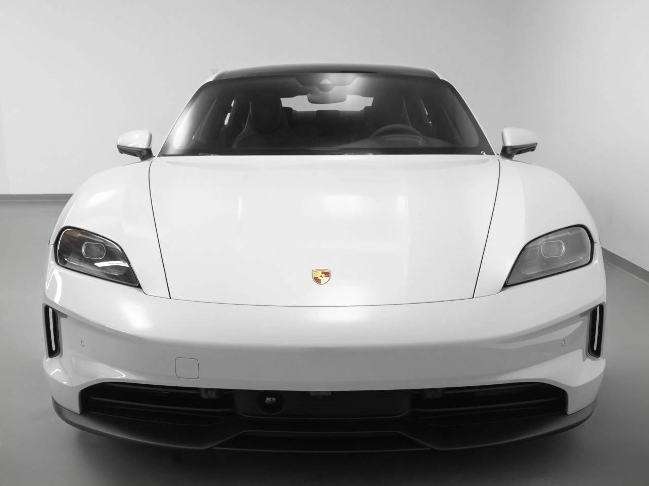 2025 Porsche Taycan Taycan