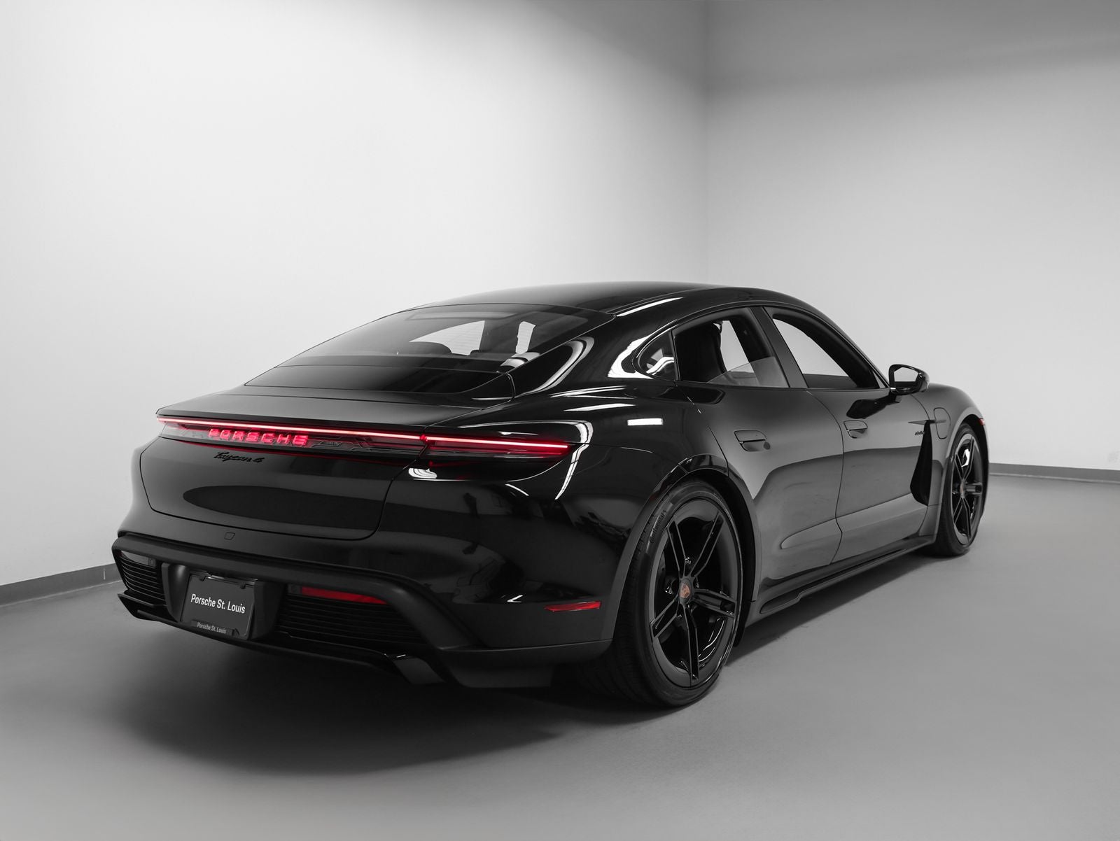 2026 Porsche Taycan Taycan 4 Black Edition