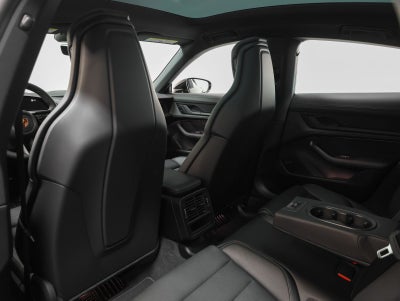 2026 Porsche Taycan Taycan 4 Black Edition