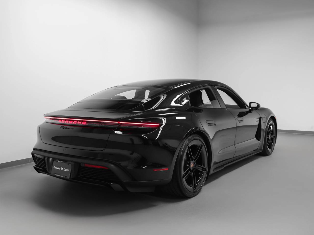 2026 Porsche Taycan Taycan 4 Black Edition