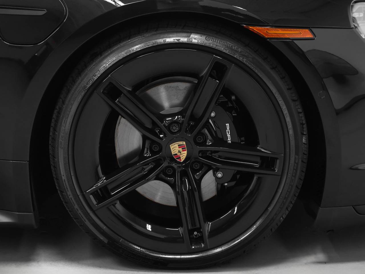 2026 Porsche Taycan Taycan 4 Black Edition