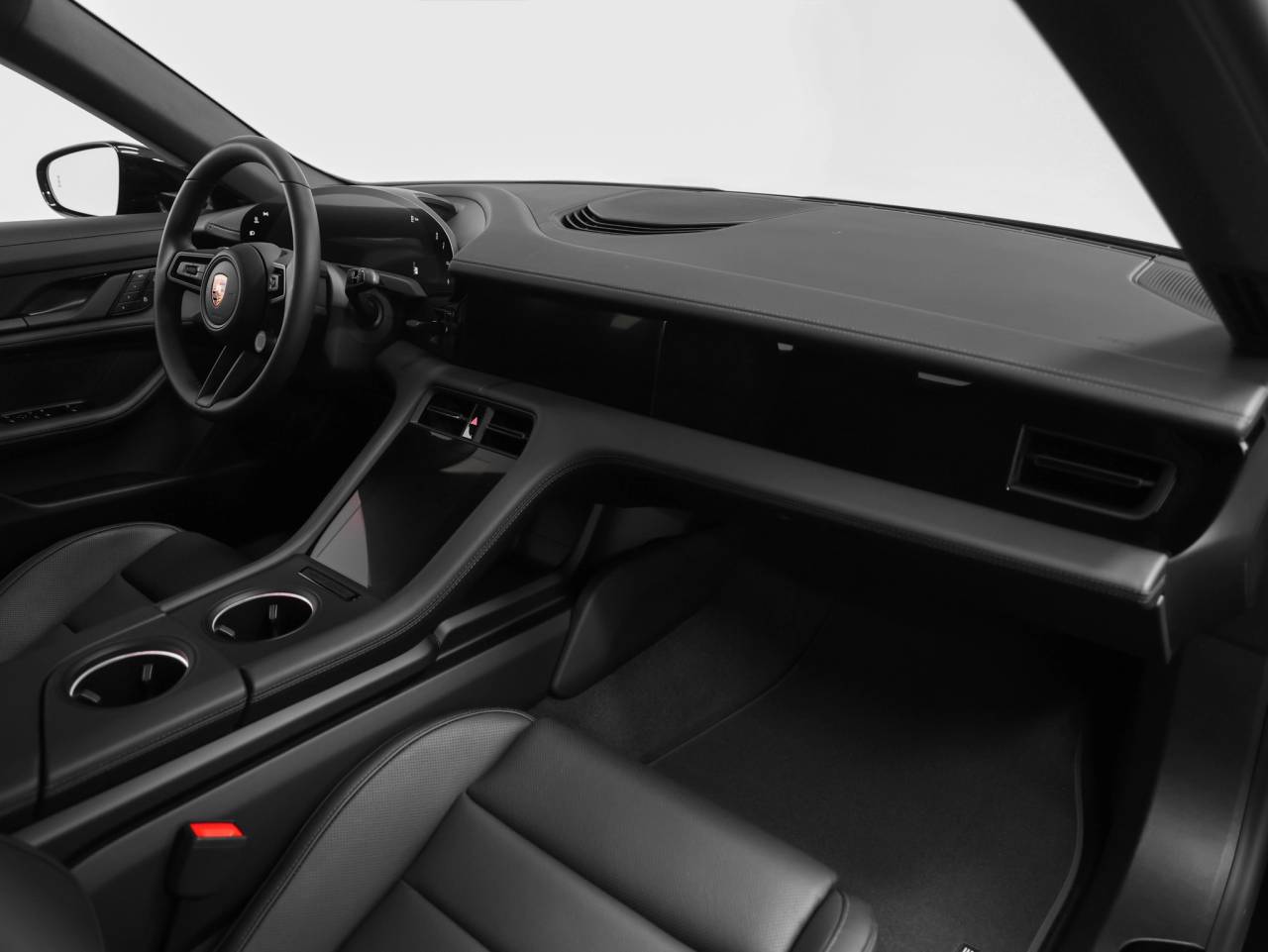 2026 Porsche Taycan Taycan 4 Black Edition