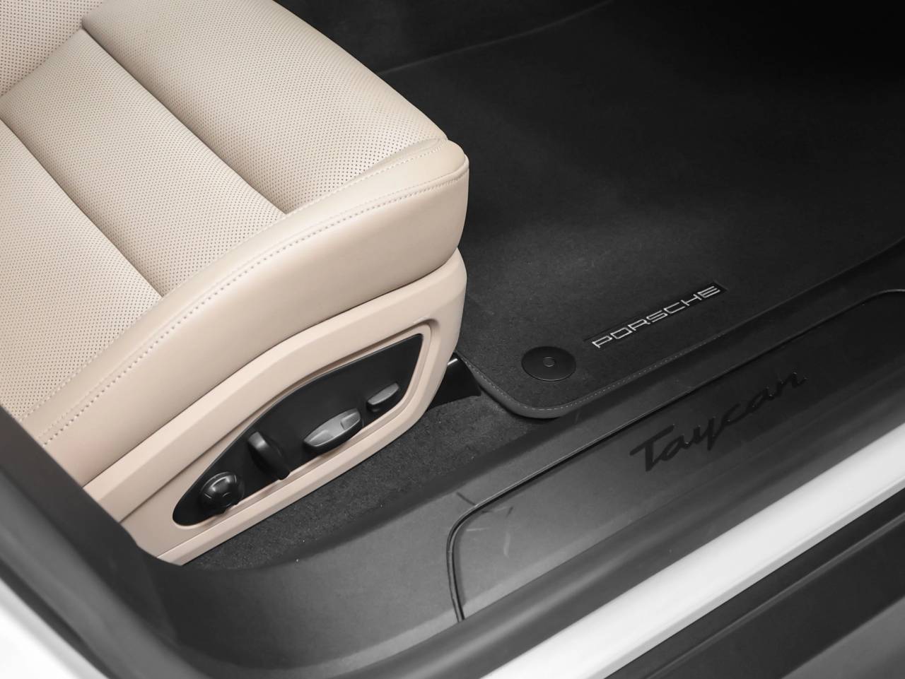 2023 Porsche Taycan Taycan