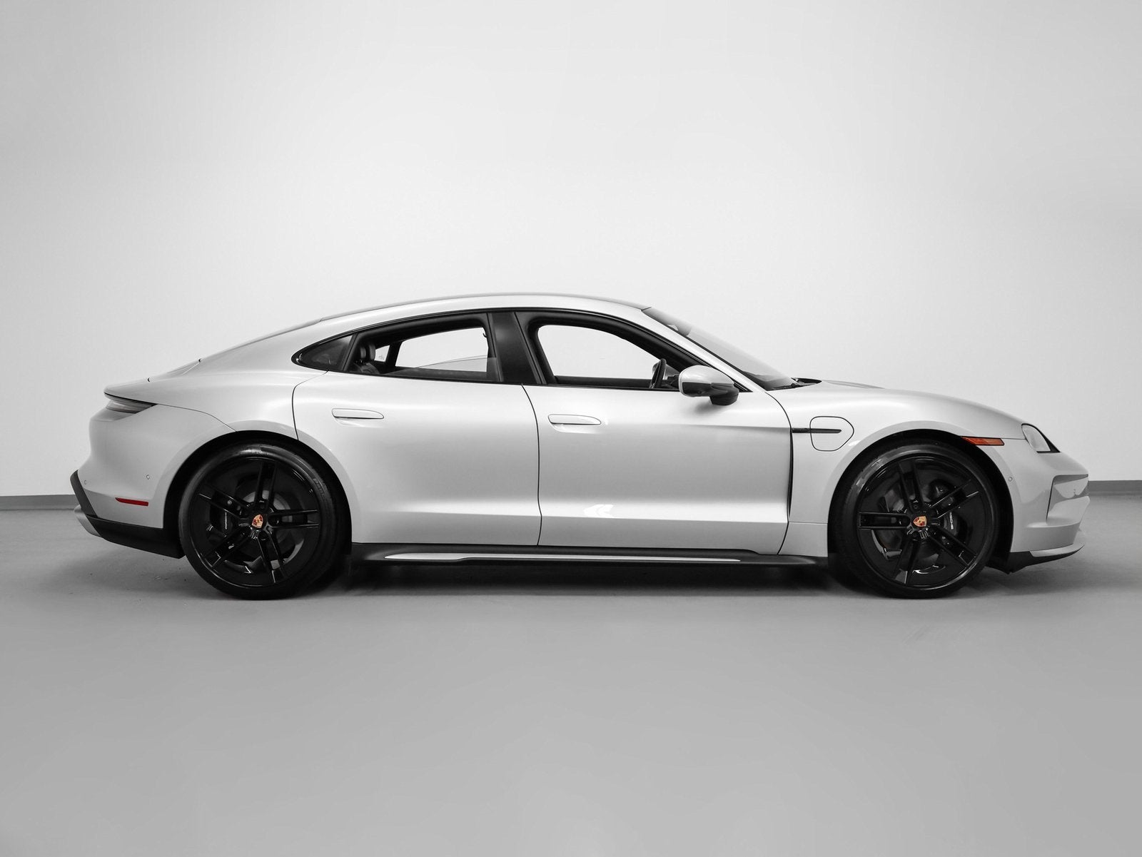 2025 Porsche Taycan Taycan 4