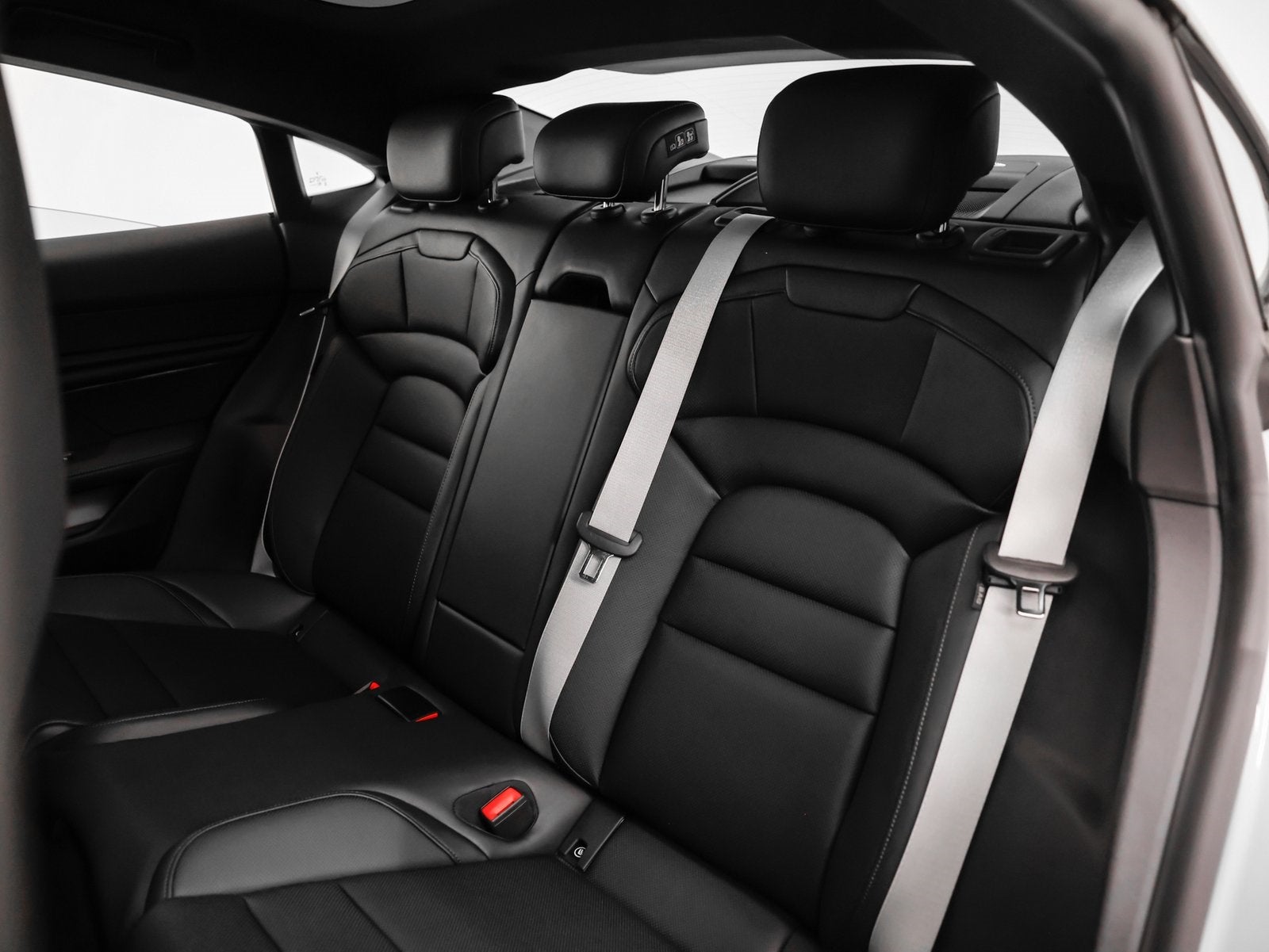 2025 Porsche Taycan Taycan 4