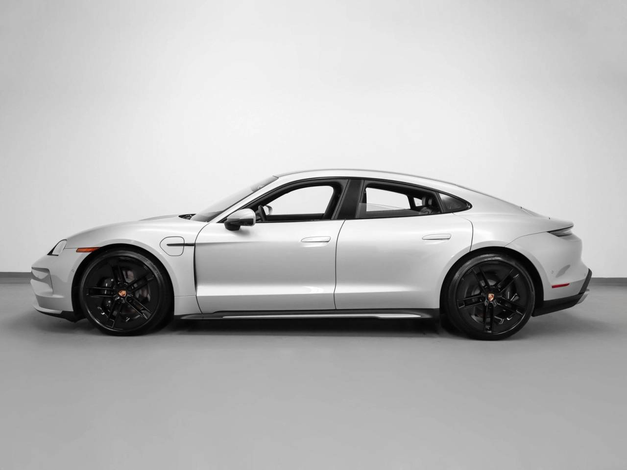 2025 Porsche Taycan Taycan 4