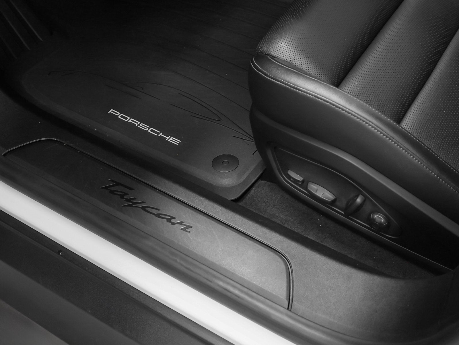 2022 Porsche Taycan Taycan (MY22)