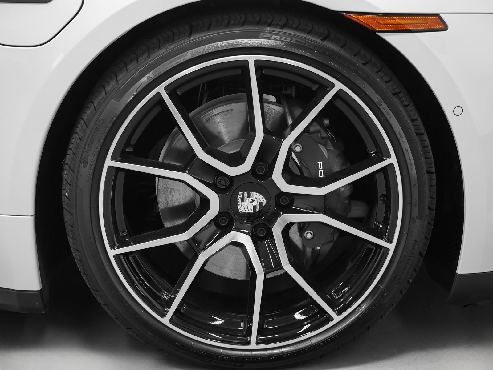 2026 Porsche Taycan 4