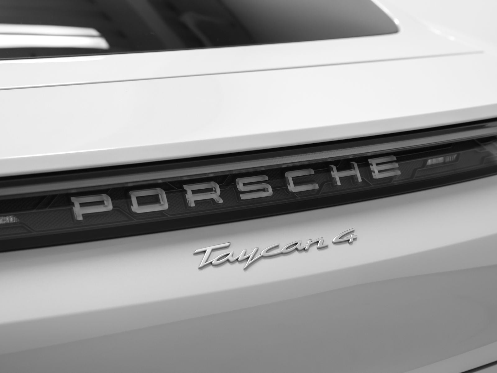 2026 Porsche Taycan 4