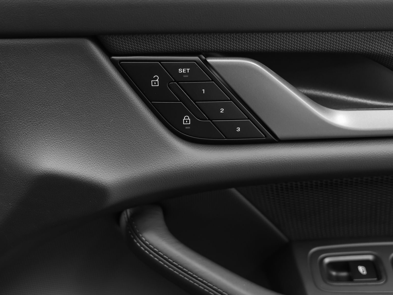 2026 Porsche Taycan 4