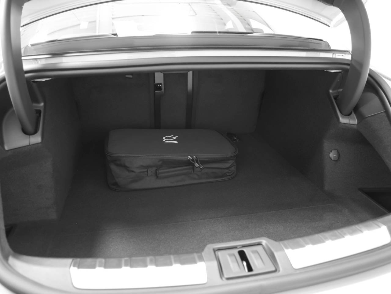 2026 Porsche Taycan 4