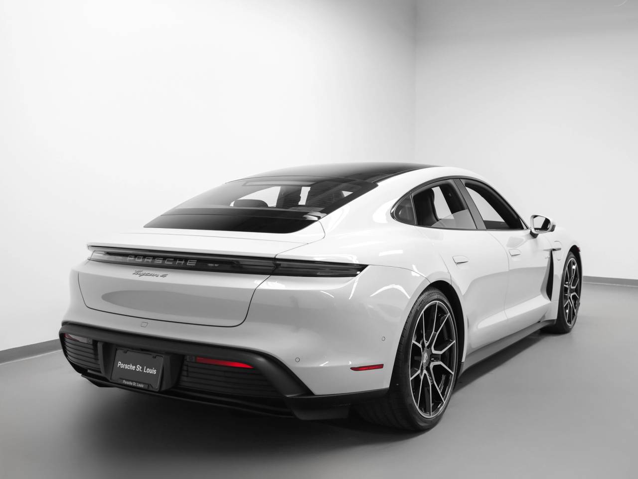 2026 Porsche Taycan 4