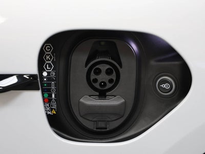 2026 Porsche Taycan 4