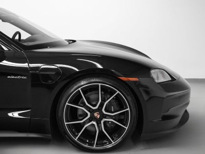 2025 Porsche Taycan Taycan 4