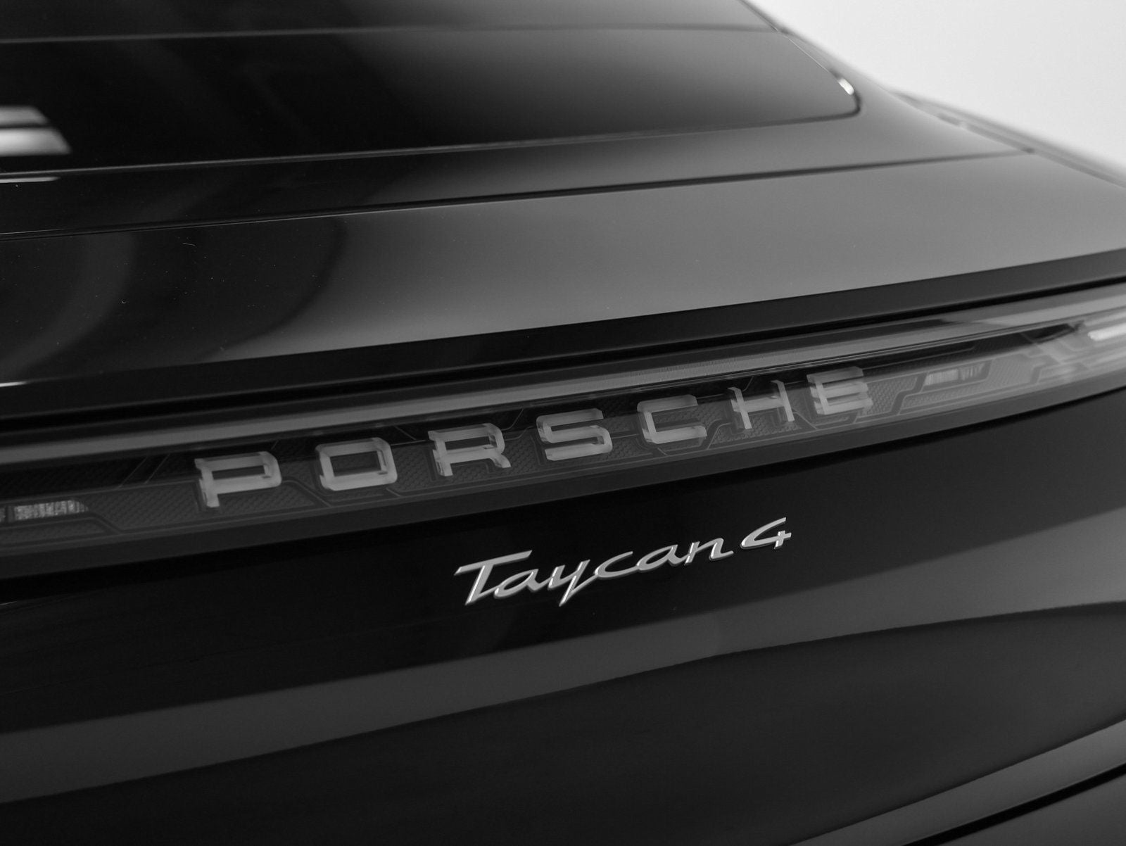 2025 Porsche Taycan Taycan 4