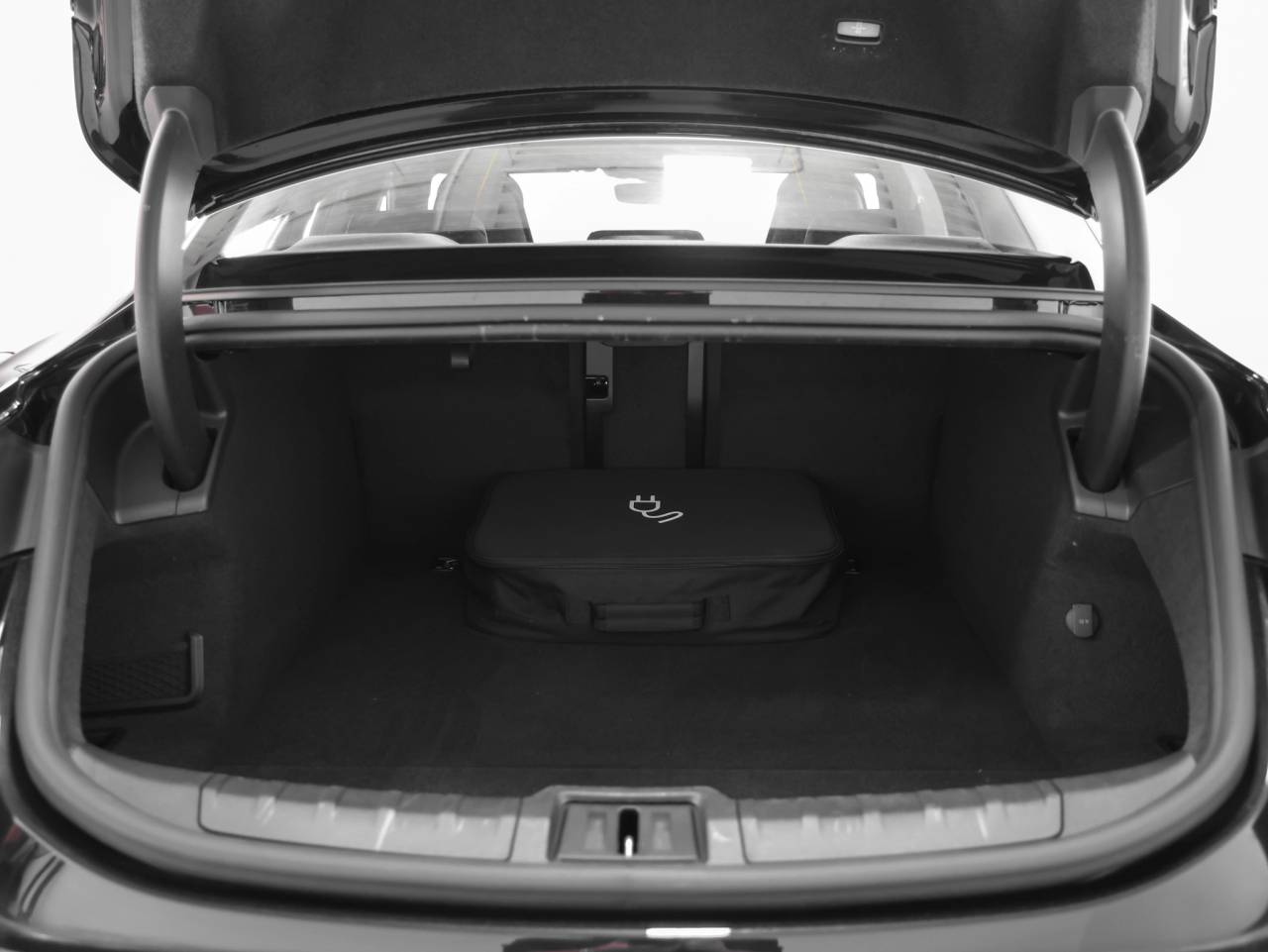 2023 Porsche Taycan Taycan (MY23)