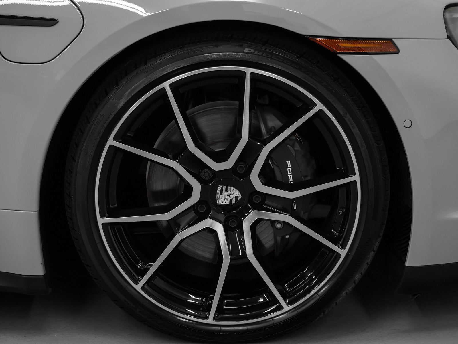 2025 Porsche Taycan Performance Battery Plus