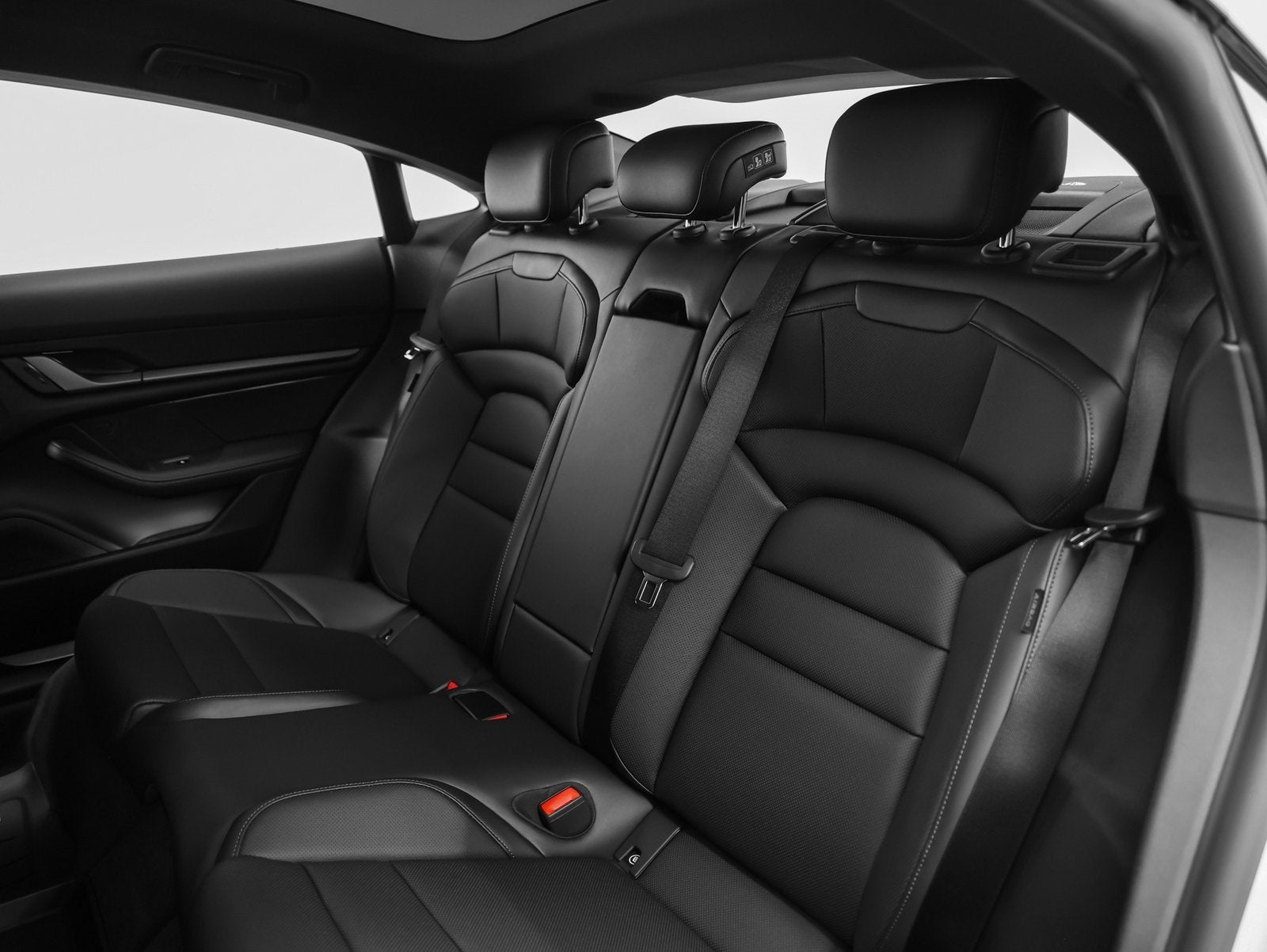 2025 Porsche Taycan Performance Battery Plus