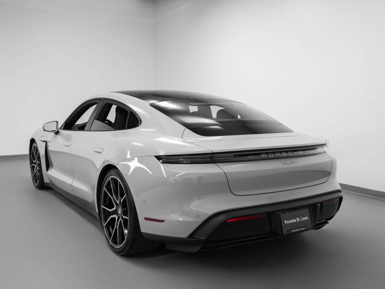 2025 Porsche Taycan Taycan