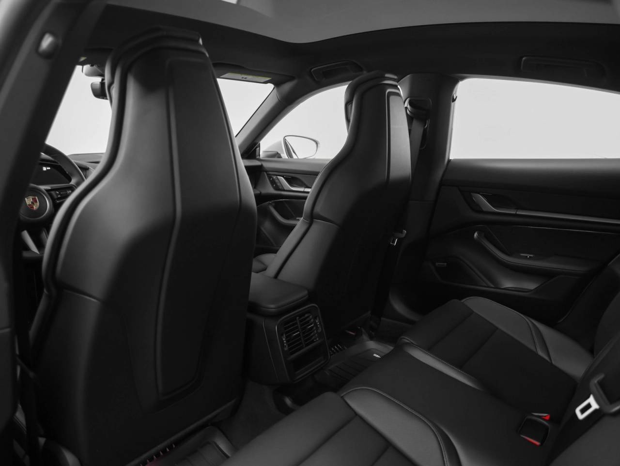 2025 Porsche Taycan Taycan