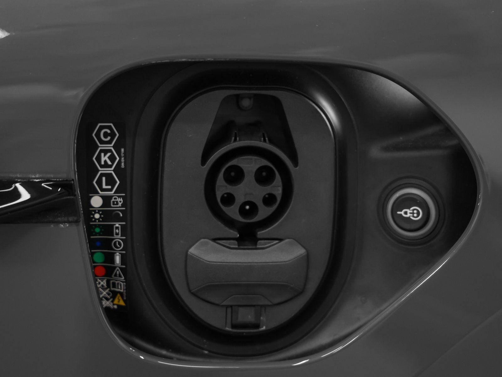 2025 Porsche Taycan Taycan 4