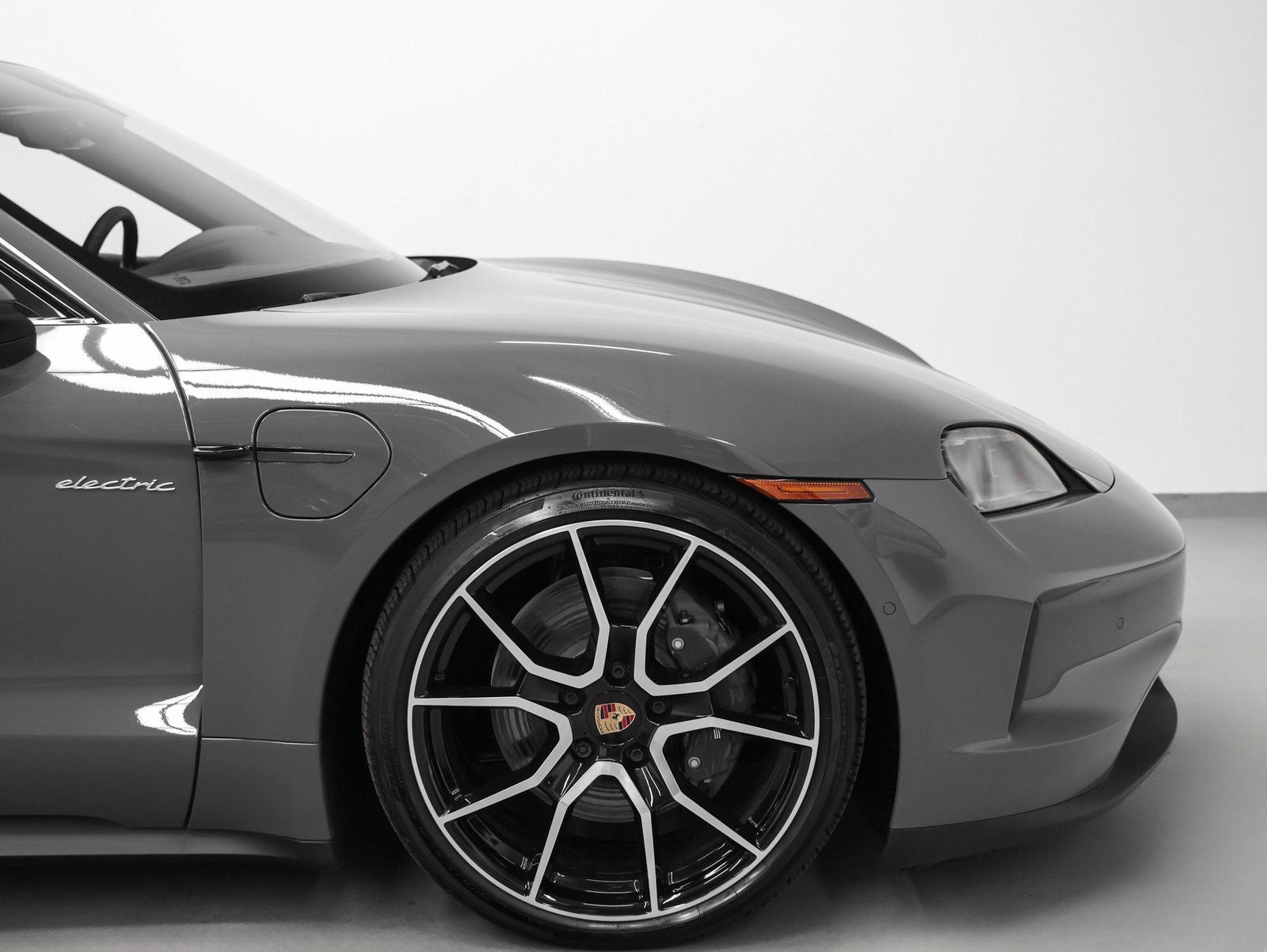 2025 Porsche Taycan Taycan 4