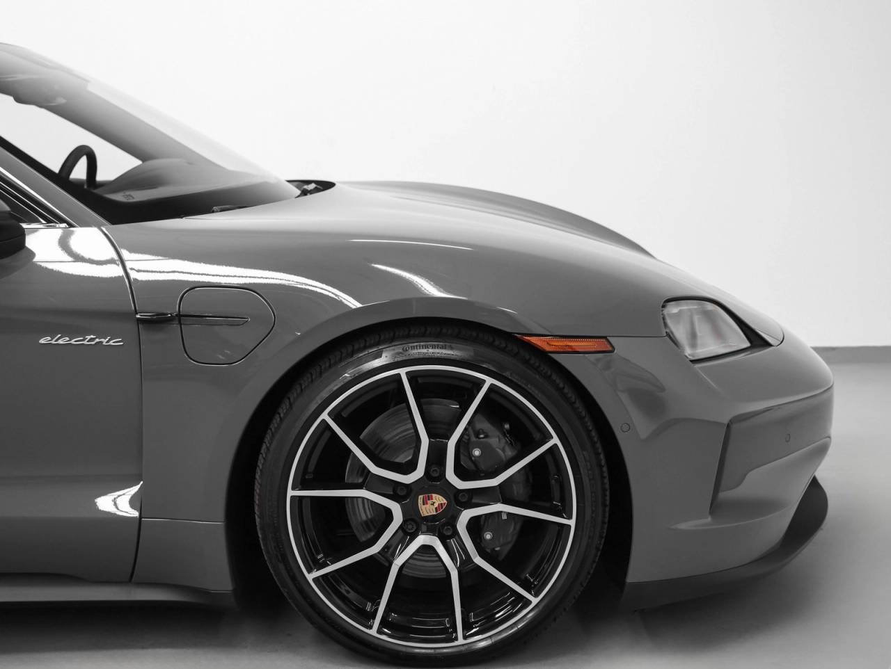 2025 Porsche Taycan Taycan 4